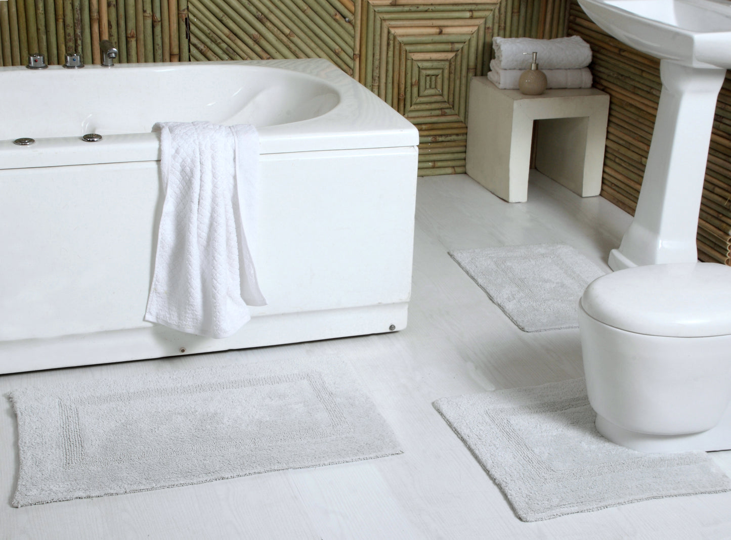 Basix Bath Rug