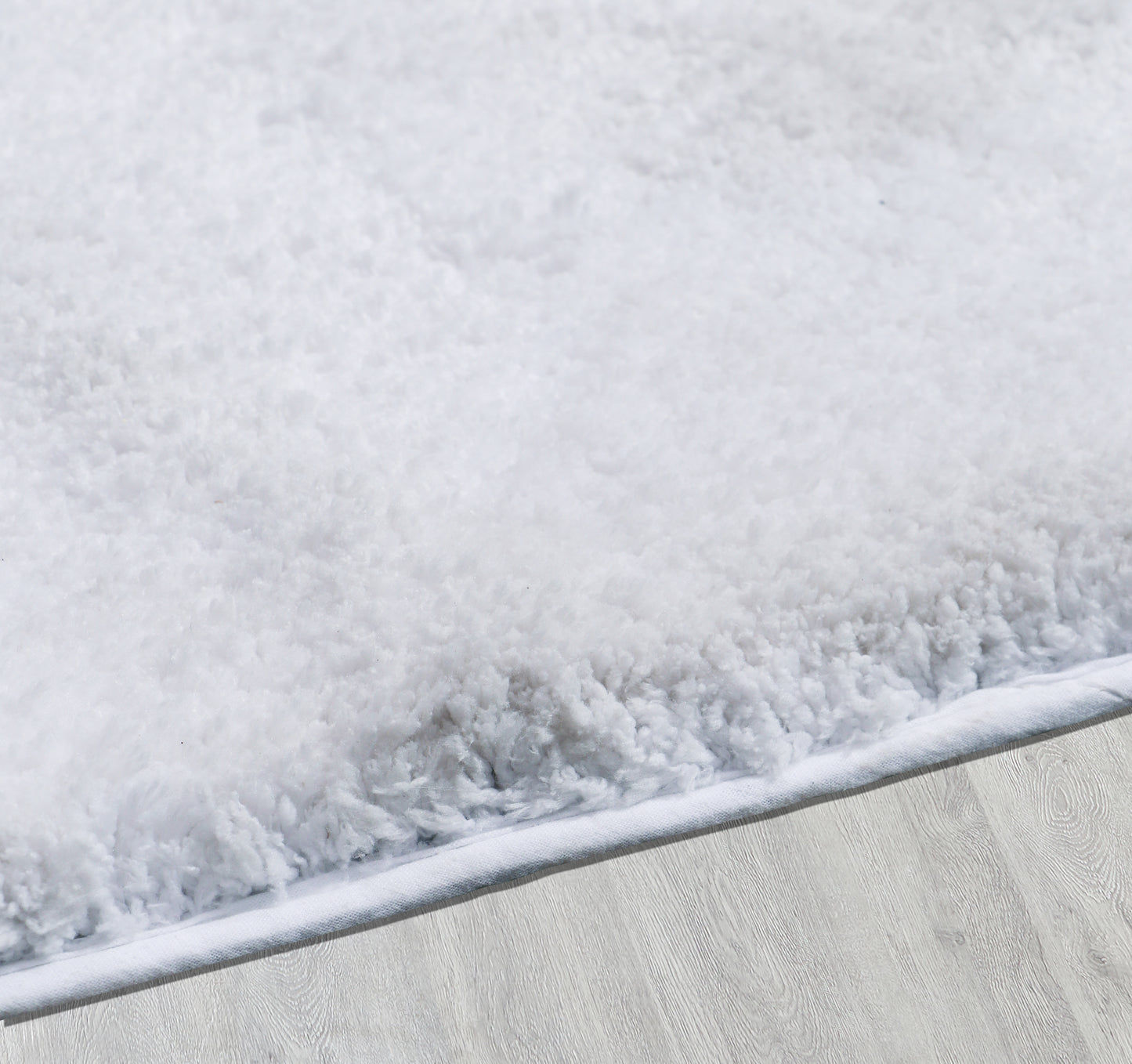 Ultra Luxe Bath Rug