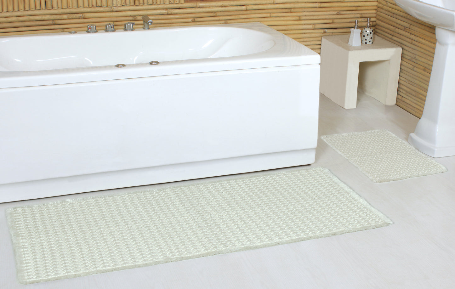Belgian Waffle Bath Mat | Recycled Plastic Bottle Rug | Eco-Friendly Sustainable Bathmat | Soft Absorbent | Machine Washable | Multiple Sizes