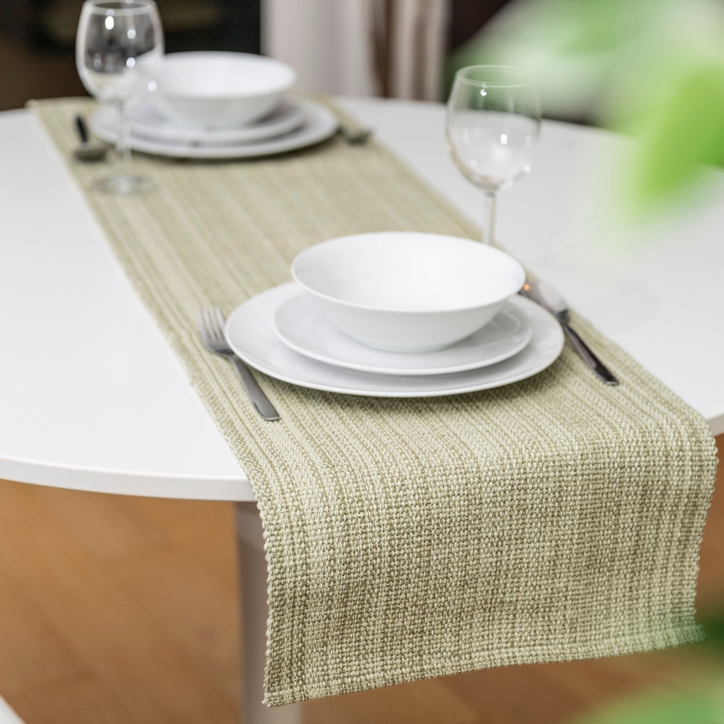 Casual Classic Cotton Runner