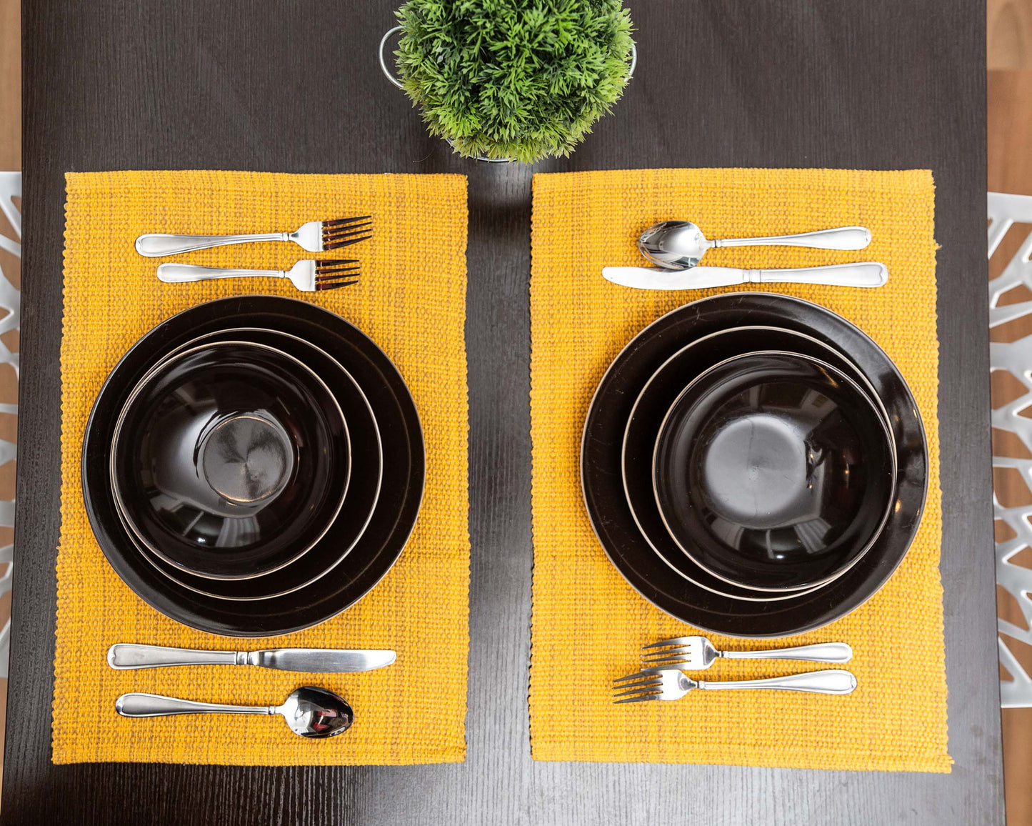 Casual Classic Cotton Placemats - Set of 4