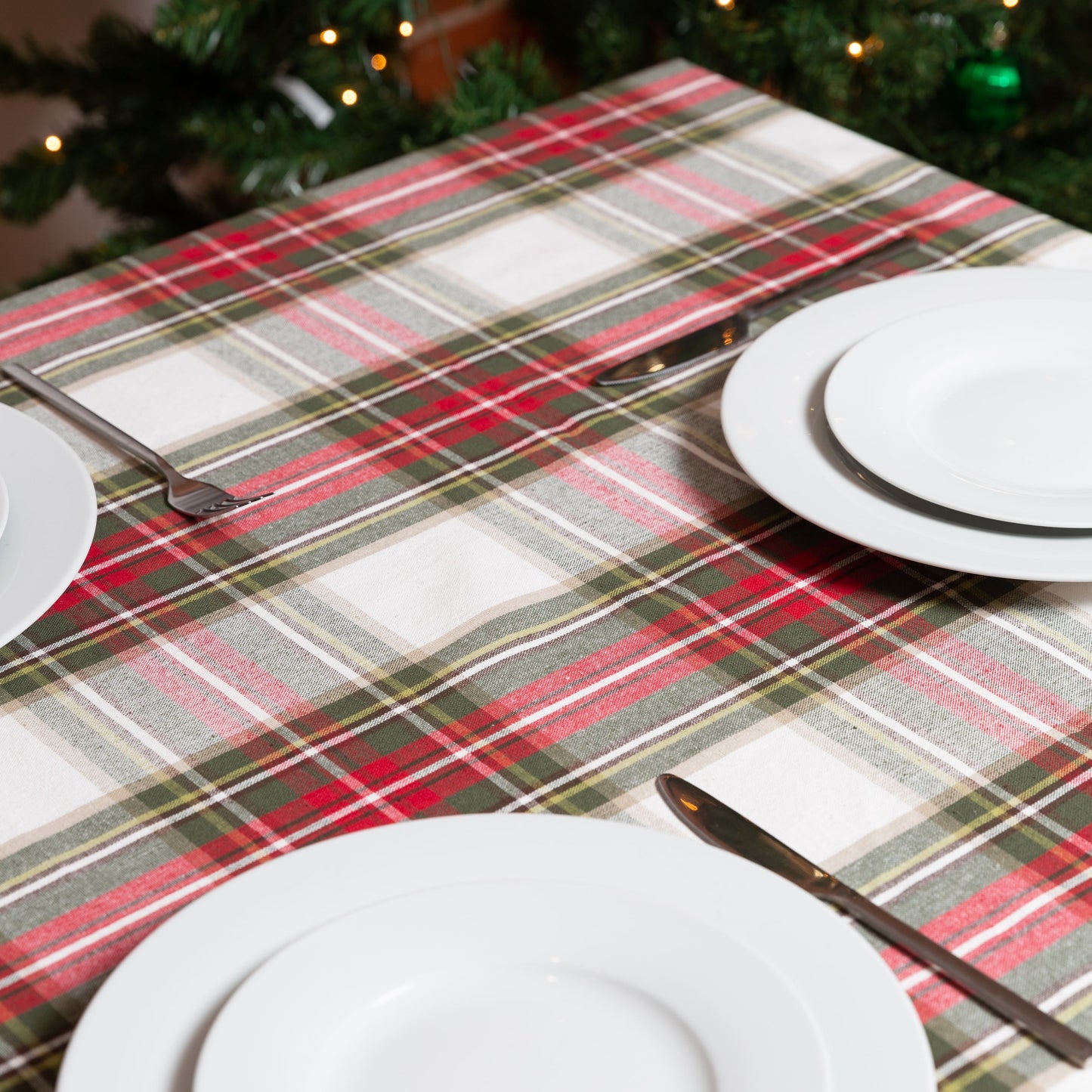 Celebration Plaid Cotton Tablecloth